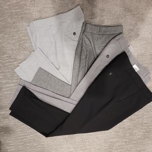 Four Pairs Banana Republic Avery Pants Size 2 30$ for all